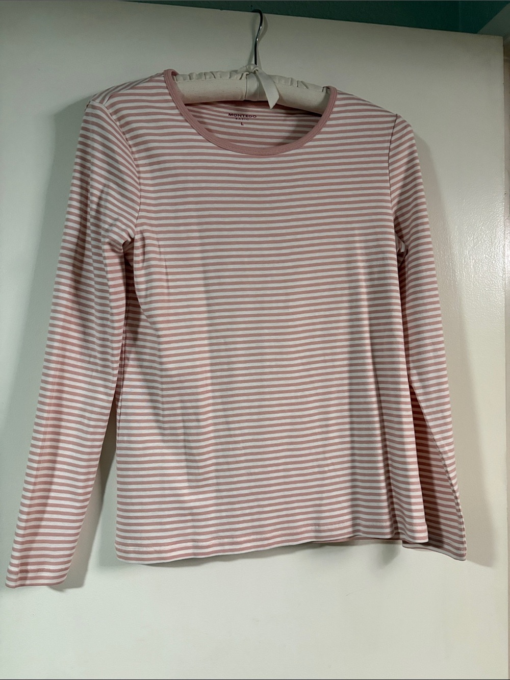 Striped Crewneck Long-Sleeve Tee Pink & White Size L
